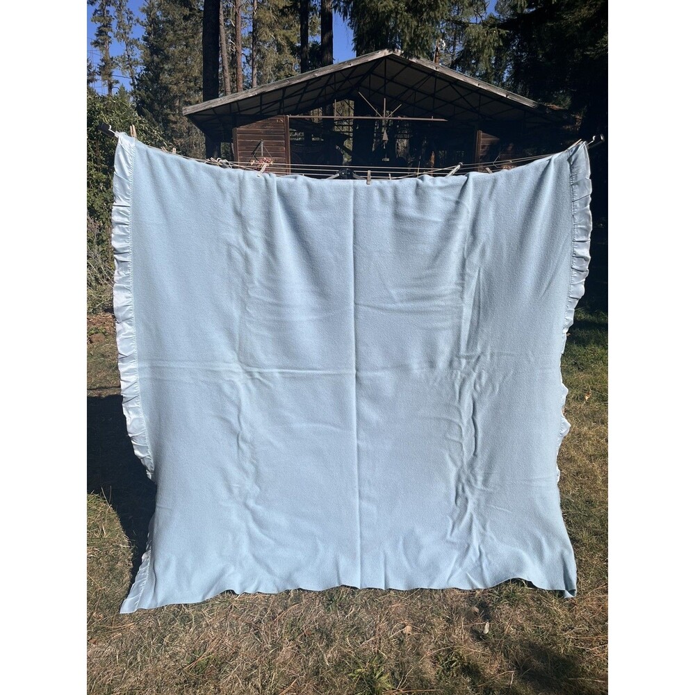 VTG Faribo Blue Pure Wool Blanket 76 x 72 Satin Binding Trim Made in USA READ
